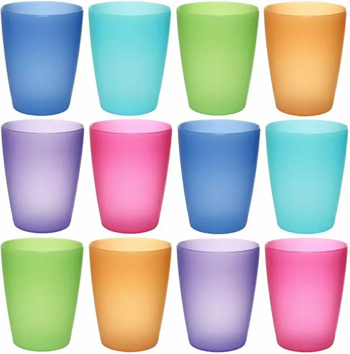 12 Bicchieri in plastica da 250 ml colorati, riutilizzabili, per cocktail, acqua