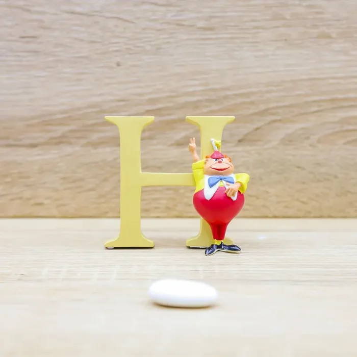 “H” Pincopanco Disney