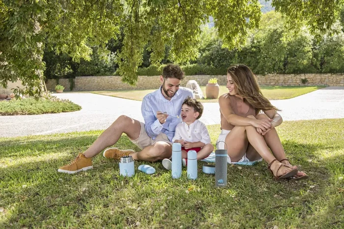 89218 Miniland Thermos per liquidi da 500ml di acciaio di gran qualità e valvola antigoccia con finitura gommosa - immagine 3