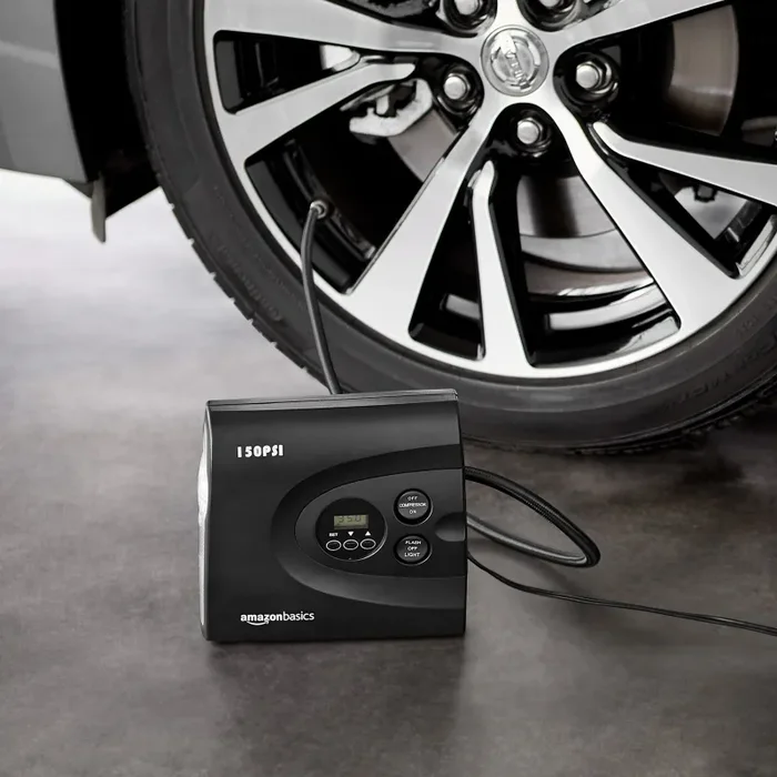 AmazonBasics – Compressore ad aria, compatto e portatile, con borsa per… Sconti - immagine 3