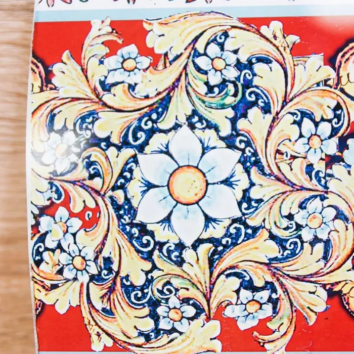 Bilancia Floreale in Rosso Prendimi per Mano Solidale - immagine 3