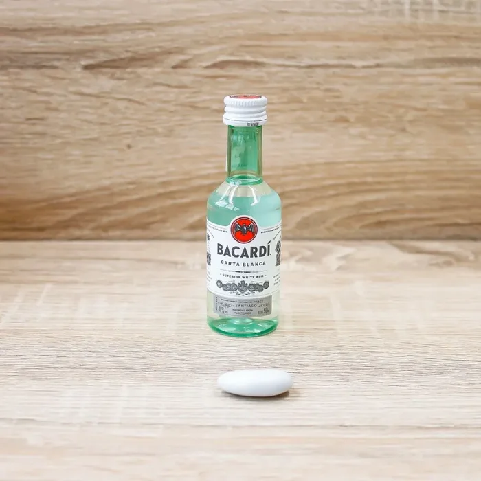 Bottiglia Mignon Rum Bacardi