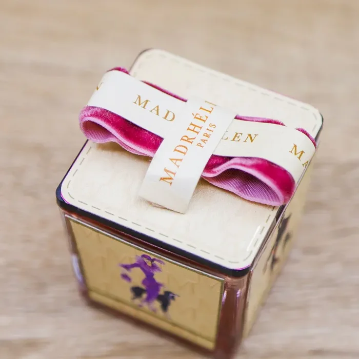 Candela Profumata Piccola “Linea Shopping” Madrhélen - immagine 3