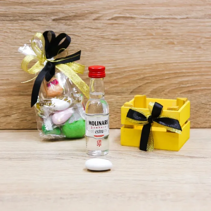 Cassetta Legno con Bottiglia Mignon Sambuca Molinari - immagine 2