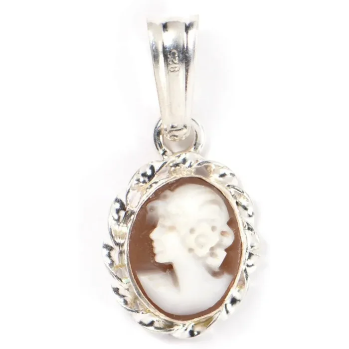 Ciondolo in argento con Cammeo scuro