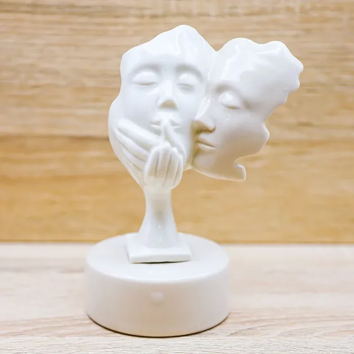 Coppia Innamorati “Il Bacio” Pienne Design - immagine 2