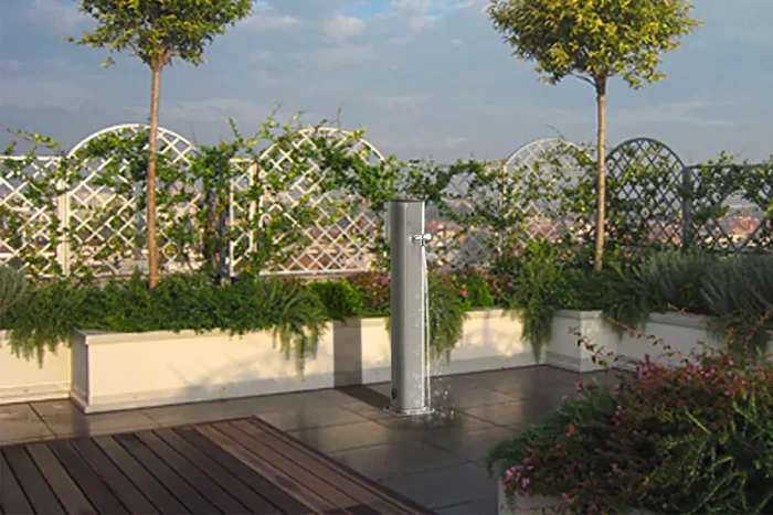 Fontana Lavapiedi da Giardino con Rubinetto Temporizzato Arkema Jolly Cherry - immagine 2