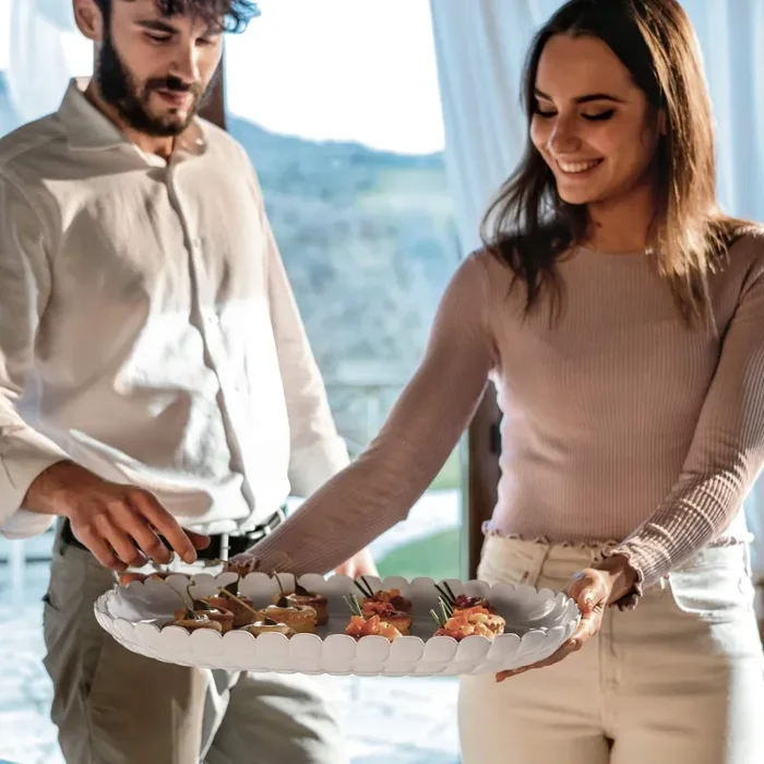 GUZZINI Vassoio a Servire Grande Tiffany H 4,5 Cm 45 x 31 Cm Bianco Latte - immagine 3