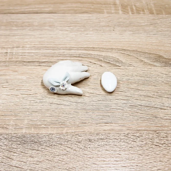 Mano Bimbo Porcellana di Capodimonte Sconti - immagine 2