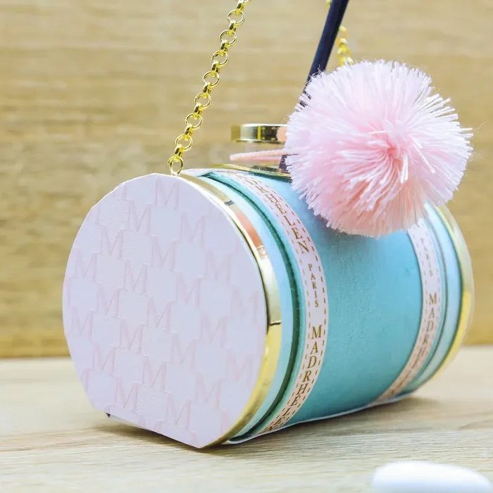 Profumatore Borsetta Rosa e Celeste “Linea Bags” Madrhélen - immagine 3