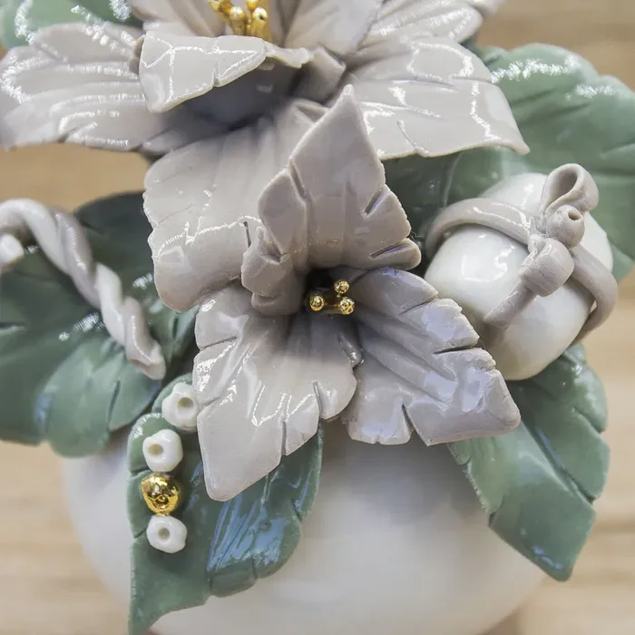 Profumatore Stelle di Natale Tortora Porcellana di Capodimonte - immagine 2