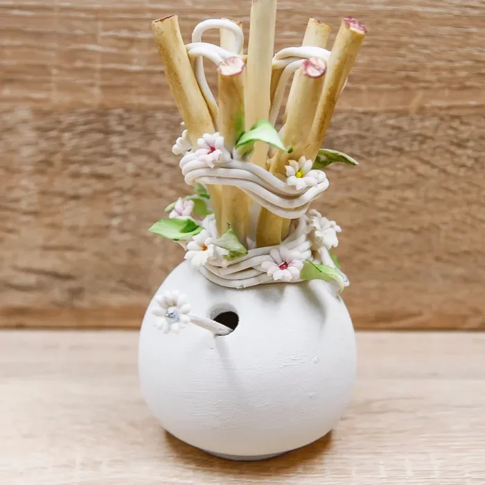 Profumatore Tondo Piccolo Linea Fiorellini Porcellana di Capodimonte - immagine 3