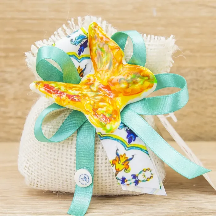 Sacchetto con Farfalla Stile Vietrese Fiocco Tiffany e Sali Profumati La Vie en Rose - immagine 2