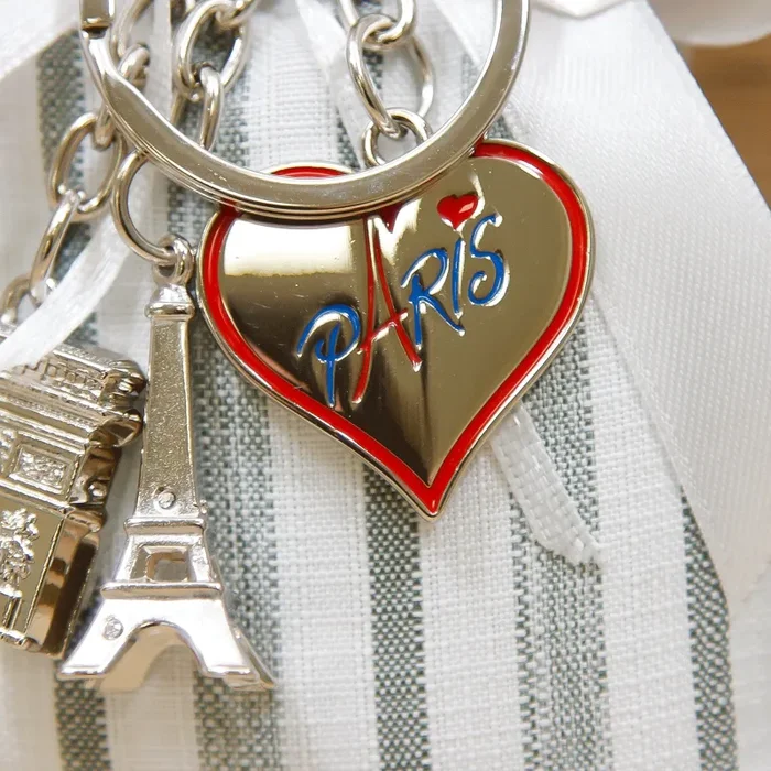 Sacchetto Verde con Portachiavi PARIS Linea Parigi - immagine 3