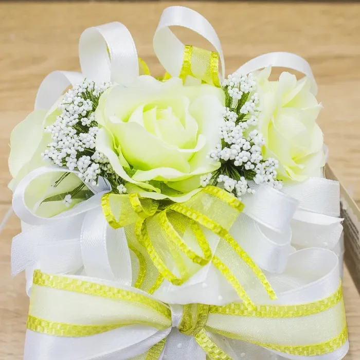 Sacchettone Bianco a Pois con Fiori Verdi e Sali Profumati La Vie en Rose Online - immagine 3