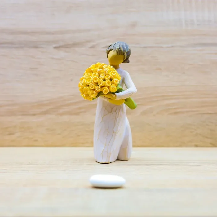 Statuina “Allegria!” Willow Tree