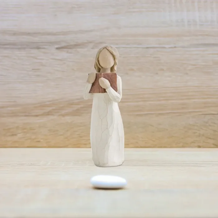 Statuina “Amore per l’ Apprendimento” Willow Tree