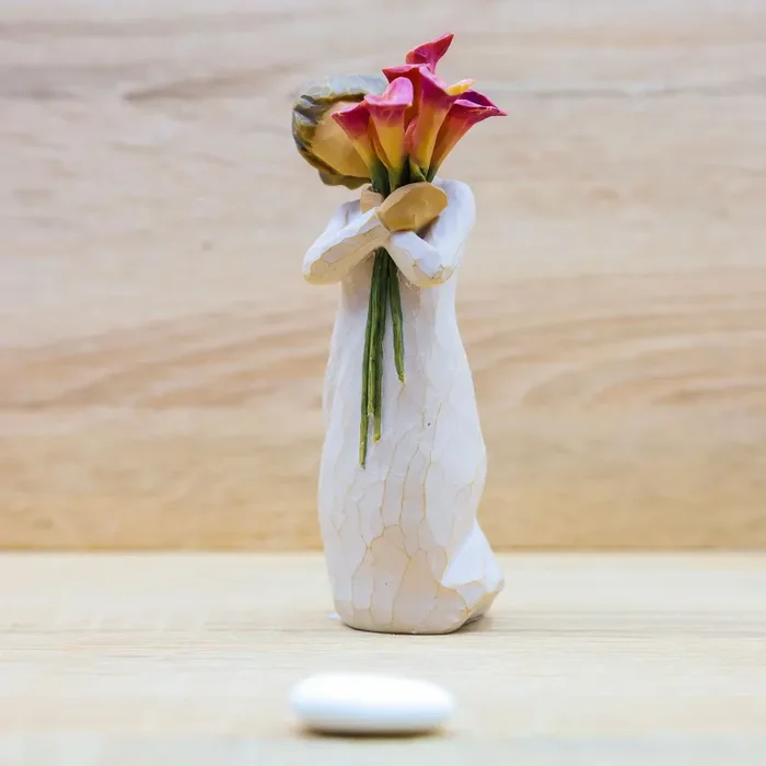 Statuina “Fioritura” Willow Tree - immagine 3