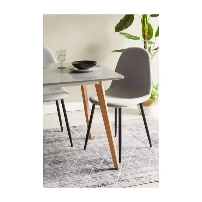 Tavolo scandinavo con gambe in legno – Helma - immagine 2
