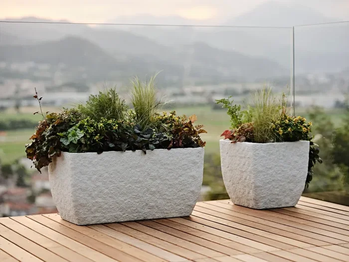 TeraPlast Vaso Fioriera Petram 80 Cm Grigio Pietra Plastica Riciclabile - immagine 2